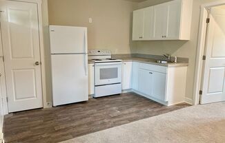 2 beds, 1.5 baths, $1,050, Unit #5