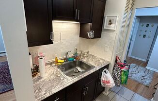 1 bed, 1 bath, $1,895, Unit 564