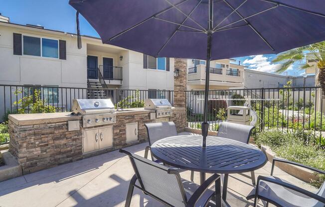 Poolside Picnic and Grill.jpg