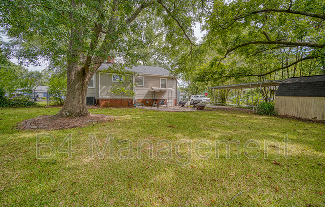 534 LUCERNE DR