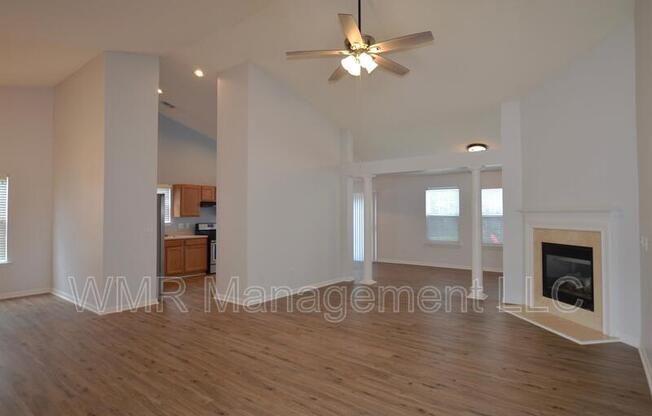 2011 OAKBRIAR CIR