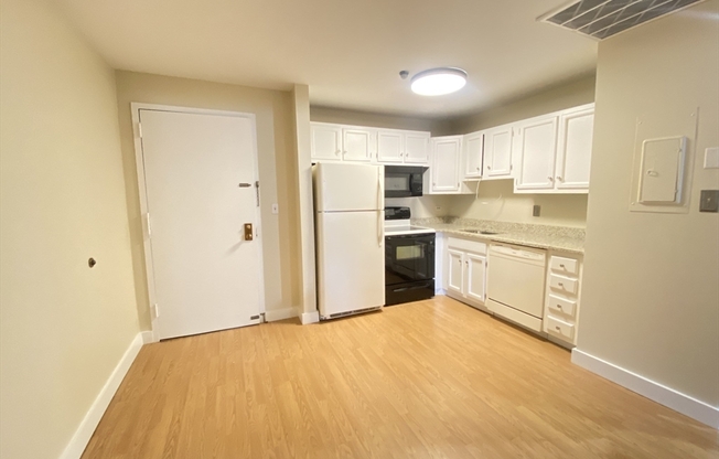 160 Commonwealth Ave