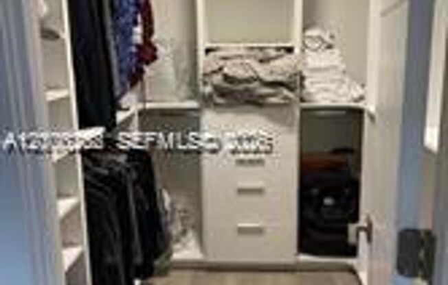 2 beds, 2 baths, $6,500, Unit # 1507