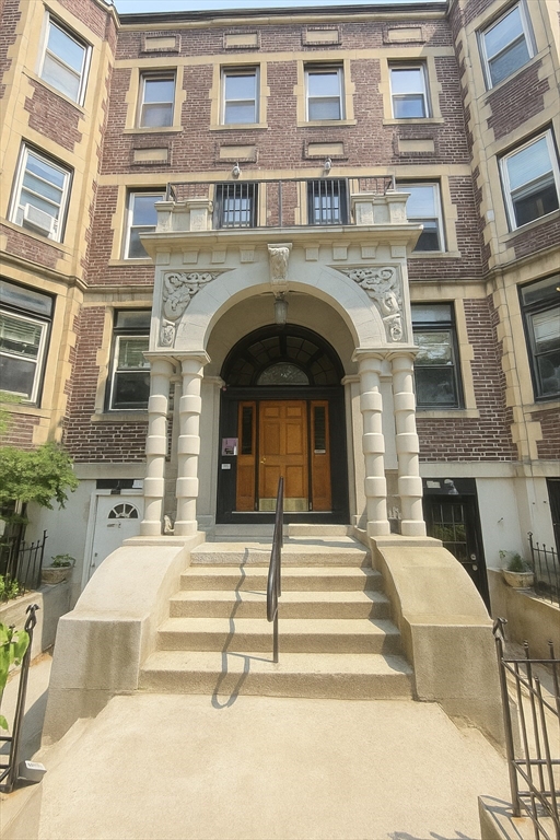 390 Riverway