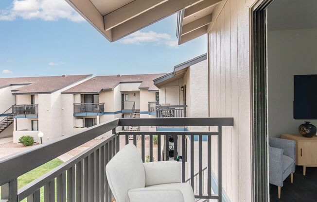 2 beds, 2 baths, 900 sqft, $1,375, Unit 117