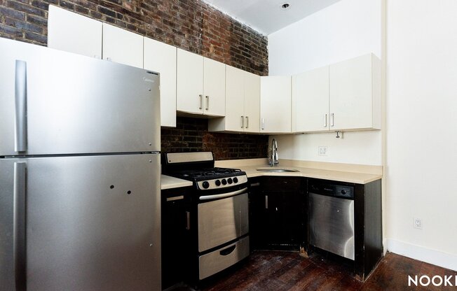 38 NOSTRAND AVE