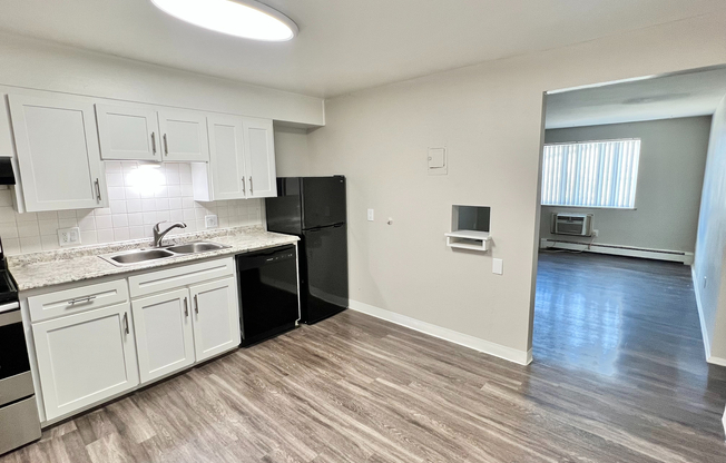 Lakeview Apartments