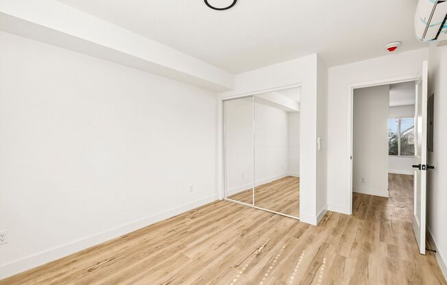 2 beds, 1 bath, 700 sqft, $2,895, Unit 37