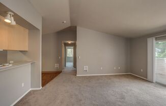 2 beds, 2 baths, $1,595, Unit 32