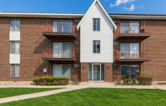 Crestline Villa Apartments