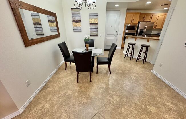 BRIGHT CONDO WITH BALCONY IN SOUTH LAS VEGAS