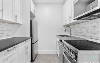132 E 45 ST