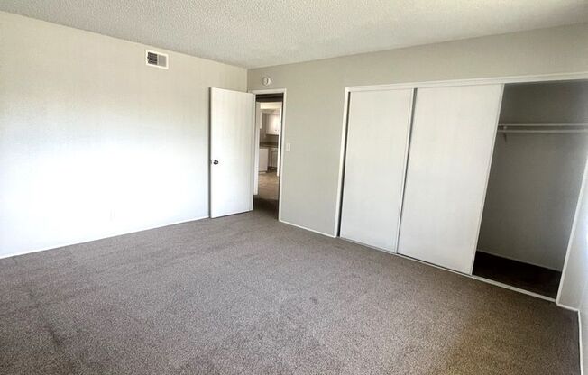 Lamplighter Apartments