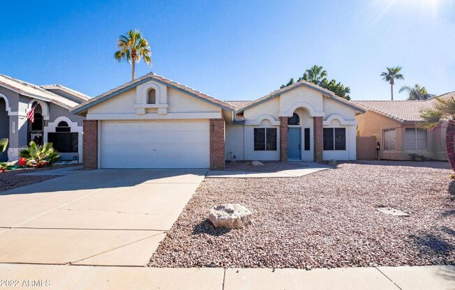 Welcome to this gorgeous neighborhood!