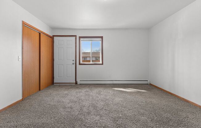 2 beds, 1 bath, 800 sqft, $1,049.99, Unit 1145-05