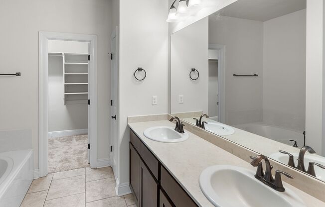 Charming 3BR/2BA Home in the Heart of Prairieville!