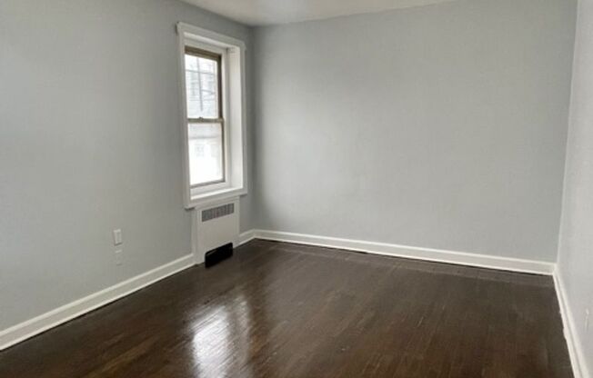 1 bed, 1 bath, 775 sqft, $1,550, Unit E1