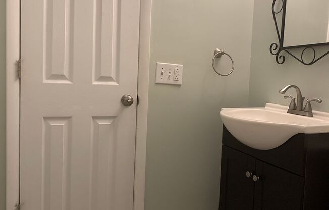 3 beds, 1 bath, $1,390