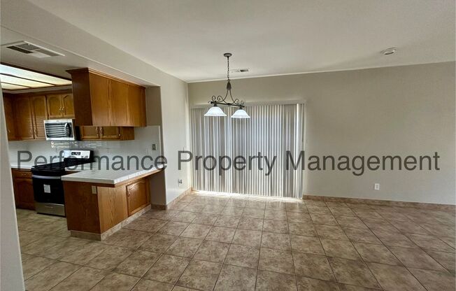 Charming 3 Bed/2 Bath NW Bakersfield Home w/ RBP & Security Deposit Alternative