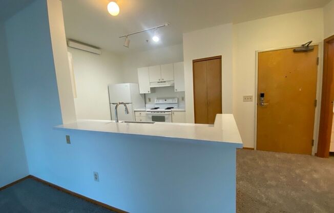 1 bed, 1 bath, 630 sqft, $1,321, Unit 405