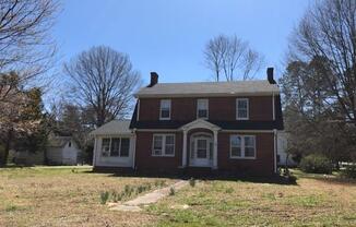 102 CHESAPEAKE AVE