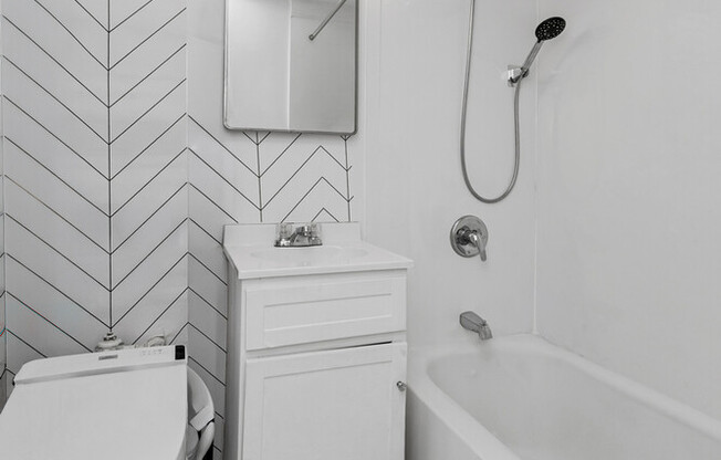233 E 54 ST
