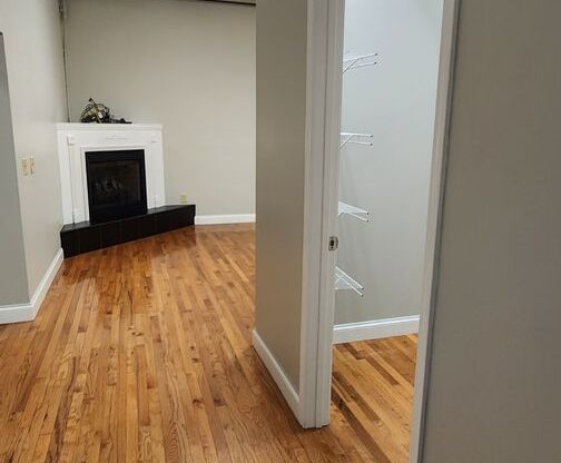 Studio, 1 bath, 750 sqft, $1,150, Unit Unit 2257