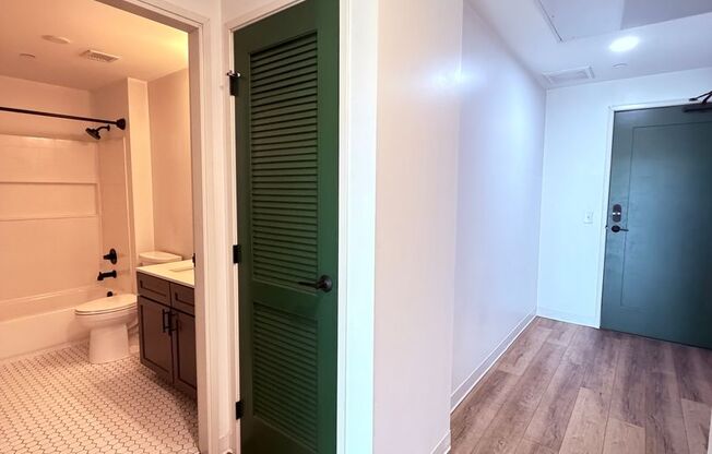 Studio, 1 bath, 615 sqft, $1,750, Unit Unit 308