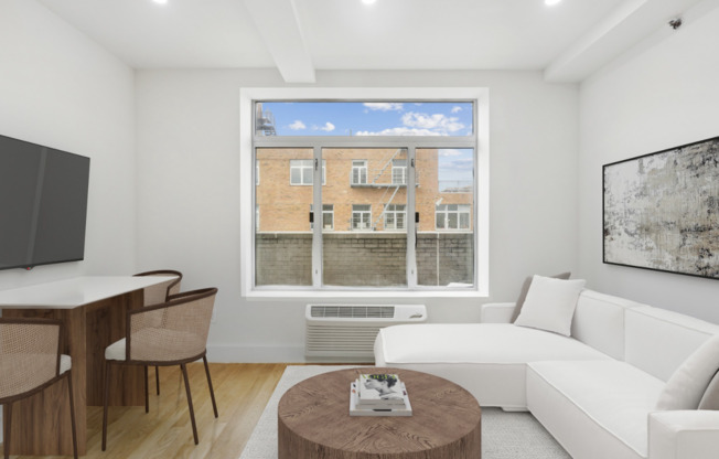 1 bed, 1 bath, $4,016, Unit 7B