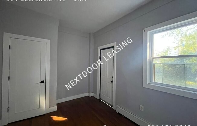 164 Delaware Ave