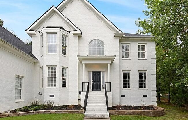 Stunning 5BR Executive Style Home in Brentwood