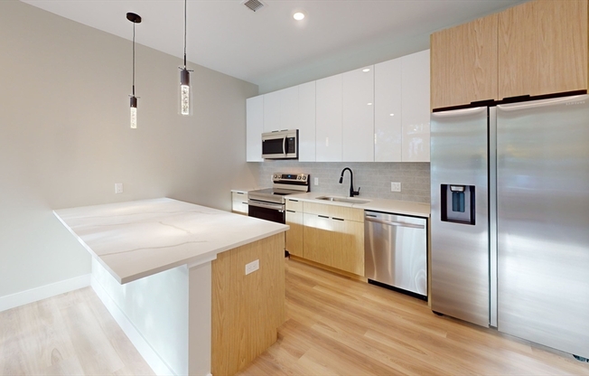 2 beds, 1 bath, 860 sqft, $3,200, Unit 206