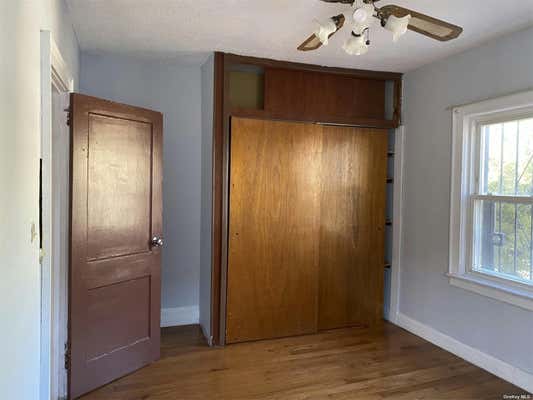 3 beds, 1 bath, $3,100, Unit 2