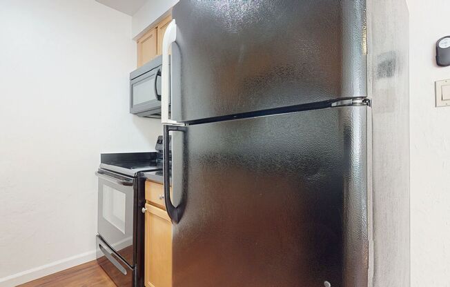 2 beds, 1 bath, 750 sqft, $2,450, Unit 620-6