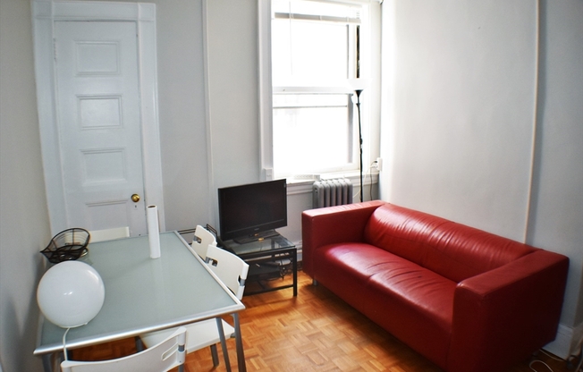 21 Beacon St
