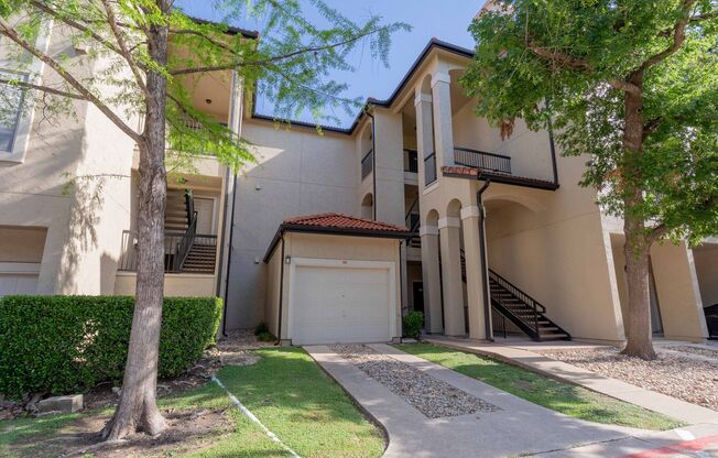 Gorgeous 2/BR 2/BA Single-Family Home in Austin!