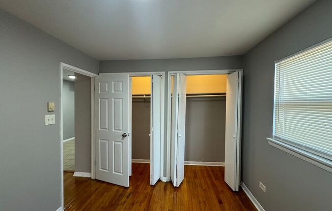 2 beds, 1 bath, $1,686, Unit 8213-7