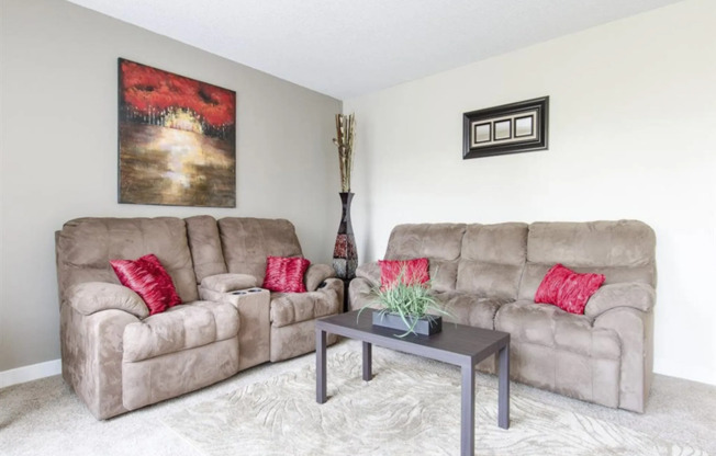 1 bed, 1 bath, 750 sqft, $1,575