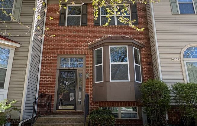 Beautifully Remodeled Randallstown 4bd/3.5ba W/ CAC, W/D, and Updates Galore! Available now