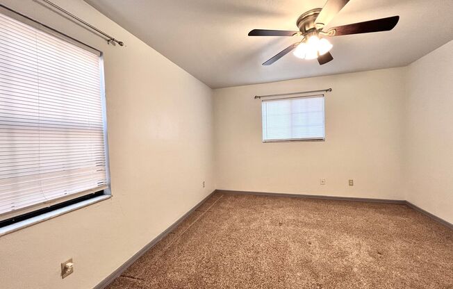 Updated 3 Bedroom, 3 Bathroom Townhome in Rockwood Villas!