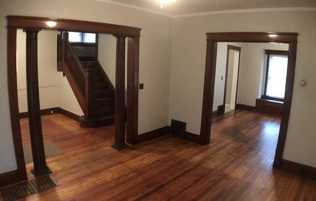 4 beds, 1 bath, $1,500