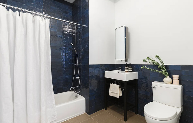 Studio, 1 bath, $5,000, Unit 1A