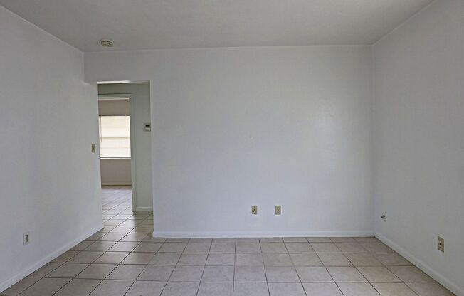 2 beds, 1 bath, 756 sqft, $1,349, Unit 14201 Old Olga Rd. Fort Myers, Fl 33905