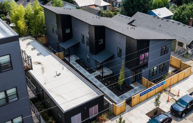 Townhome-Style Living at SE 56th & Burnside