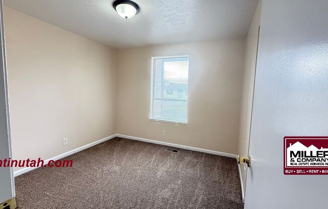 4 beds, 1 bath, $2,195