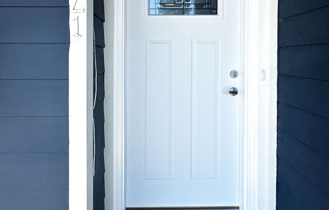 3 beds, 1 bath, 1,000 sqft, $1,975, Unit L1