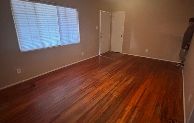 Bright 2 Bed / 1 Bath Home in Tempe