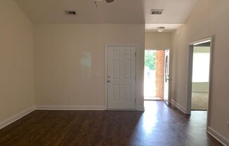 3 beds, 2 baths, $1,600