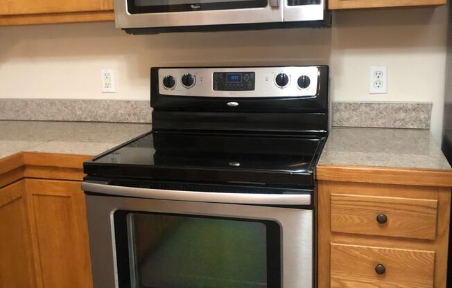 2 beds, 2 baths, 1,230 sqft, $1,600, Unit 1