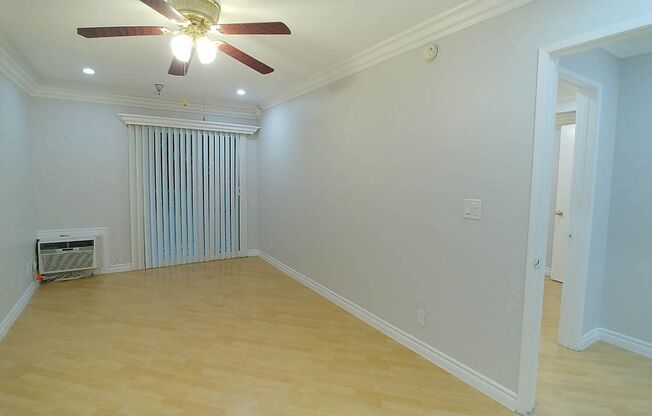 2 beds, 2 baths, 910 sqft, $2,950, Unit 215